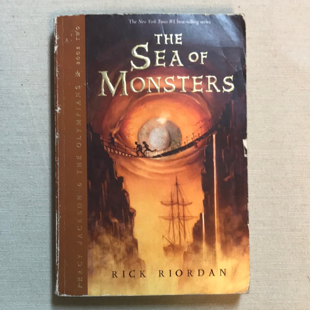 📚2/$6 The Sea of Monsters #2 Percy Jackson…